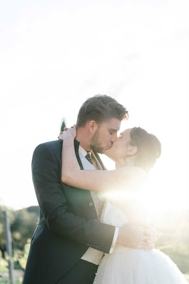 Photo de couple au soleil couchant Var